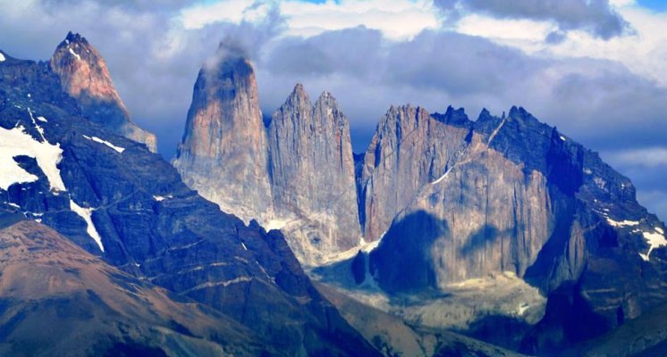 Full Torres del Paine Full Torres del Paine