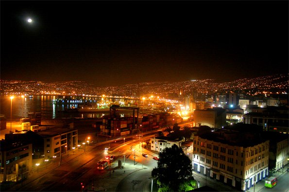 Santiago, Valparaíso e Isla de Pascua Santiago, Valparaíso e Isla de Pascua