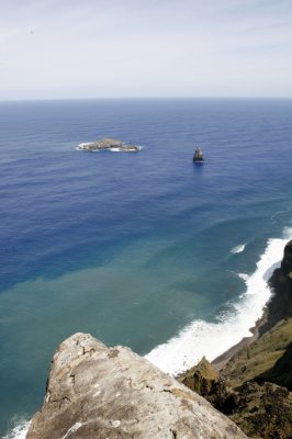 Discover the mystical Easter Island Discover the mystical Easter Island