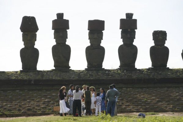 Discover the mystical Easter Island Discover the mystical Easter Island
